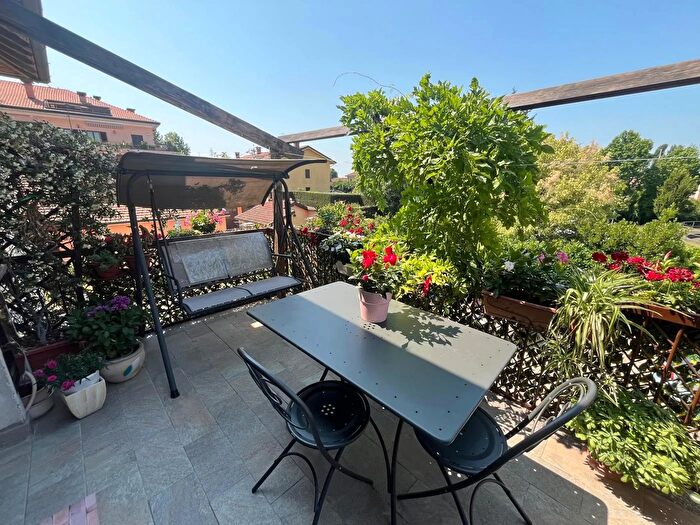 Appartamento trilocale in vendita in Via Verbano, Abbiategrasso