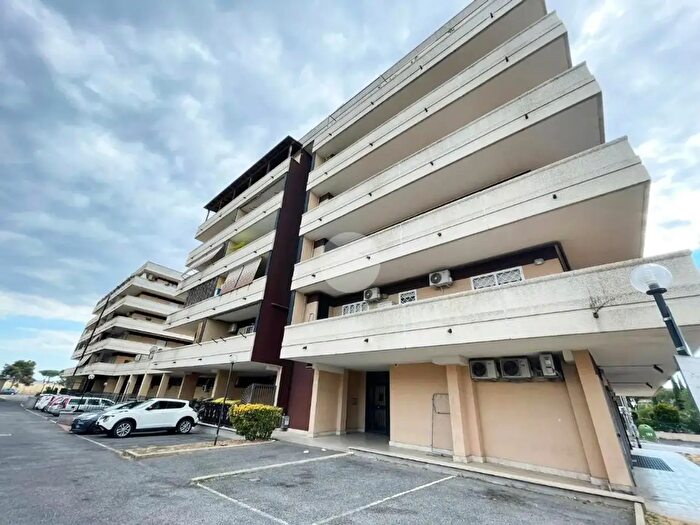 Appartamento bilocale in vendita in Via Arturo Danusso, Roma