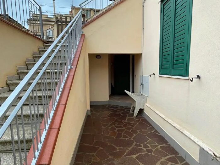 Appartamento trilocale in vendita in Follonica