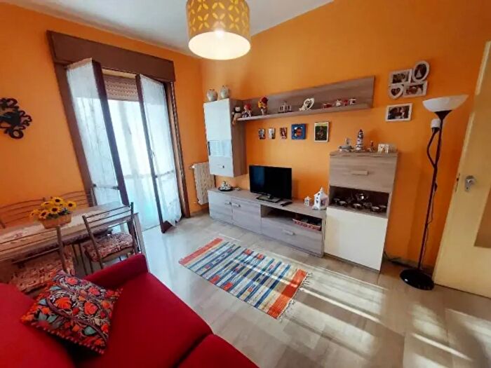 Appartamento bilocale in vendita in Via Ponti, Borghetto Santo Spirito