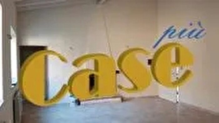 Appartamento con 6 locali in vendita in Camaiore