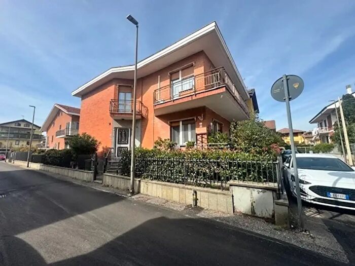 Appartamento quadrilocale in vendita in Via dei Villini, Beinasco