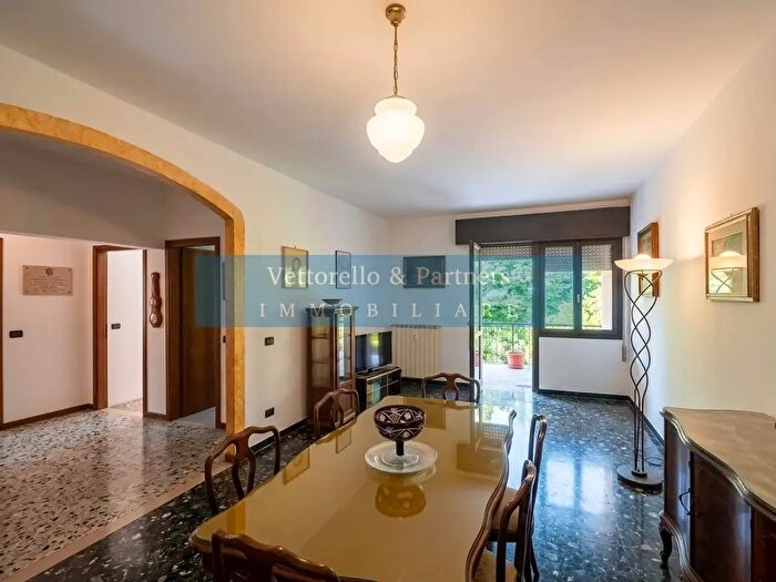 Appartamento quadrilocale in vendita in Via Terraglio, Venezia