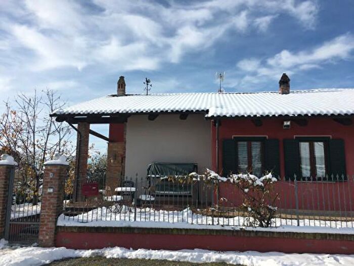Casa quadrilocale in vendita in Strada degli Olmi, Cocconato