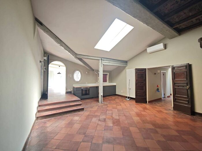 Appartamento quadrilocale in affitto in Via Goito, Centro Storico, Bologna