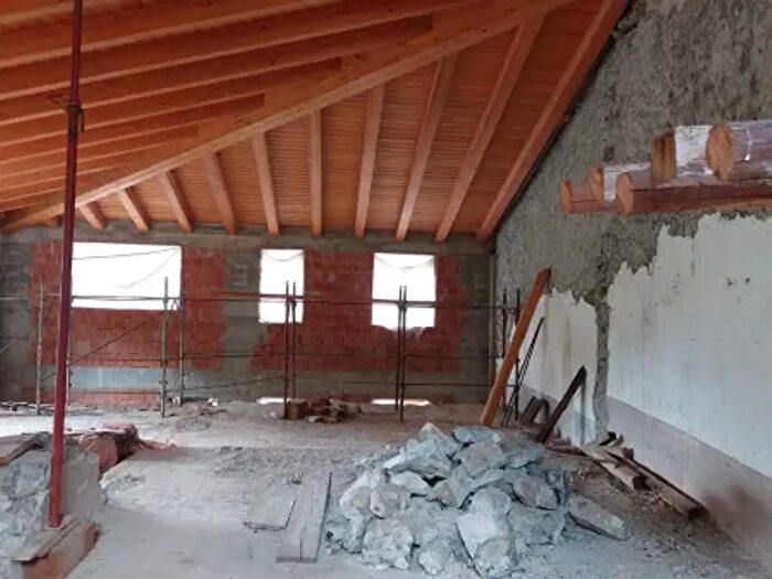 Casa trilocale in vendita in Zogno