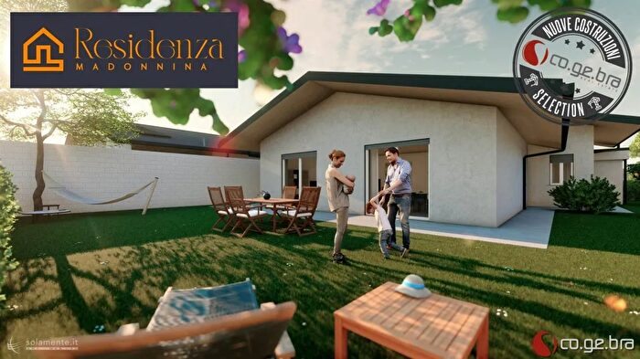 Casa quadrilocale in vendita in Via Ludovico Ariosto Cogliate, Cogliate