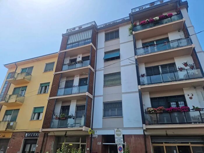 Appartamento quadrilocale in vendita in Montanelli, Pisa