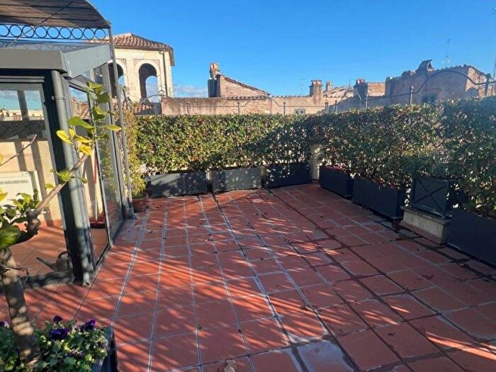 Appartamento con 5 locali in affitto in Via dei Coronari, Piazza Navona, Roma