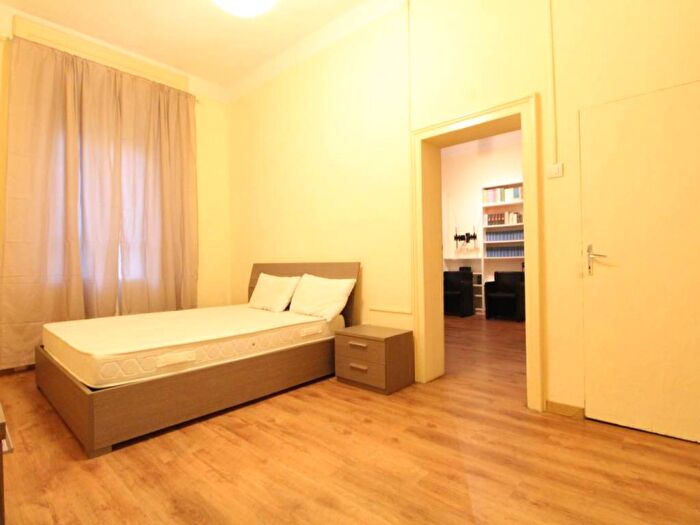 Appartamento quadrilocale in affitto in Via Adeodato Bonasi, Centro Storico, Modena