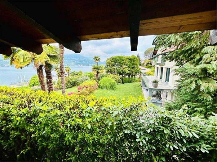 Appartamento bilocale in affitto in Via Lungolago Ciani, Centro, Ranco