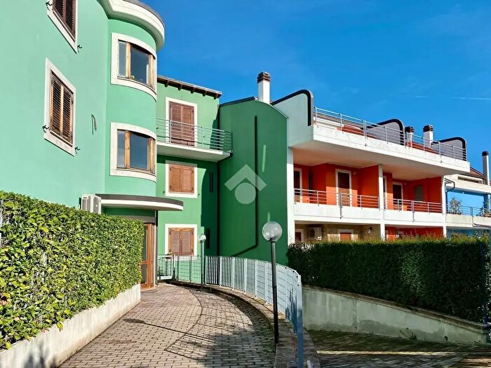Appartamento quadrilocale in vendita in Via Padre Gaetano Piccirilli, Vasto