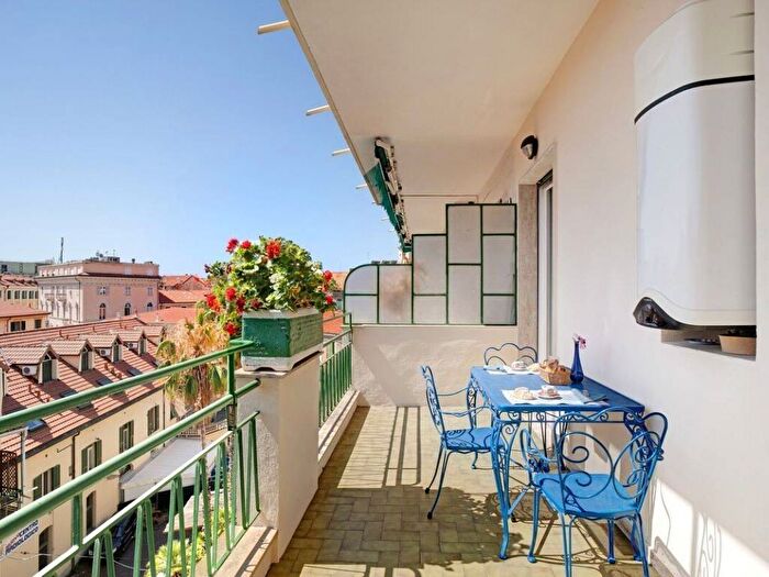 Appartamento bilocale in affitto in Via San Francesco, Teatro Ariston, Sanremo