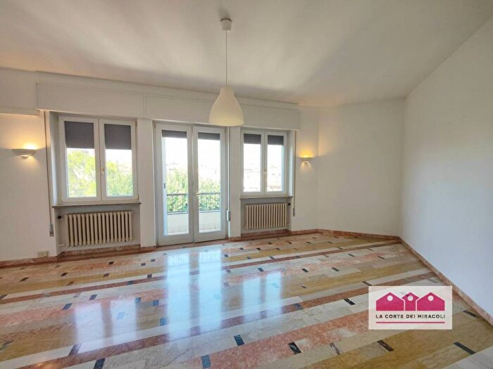Appartamento con 5 locali in affitto in Contrà Mure Pallamaio, Centro Storico, Vicenza