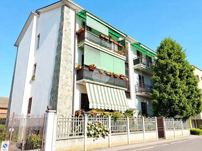 Appartamento bilocale in vendita in Via Briantea, Cernusco Sul Naviglio