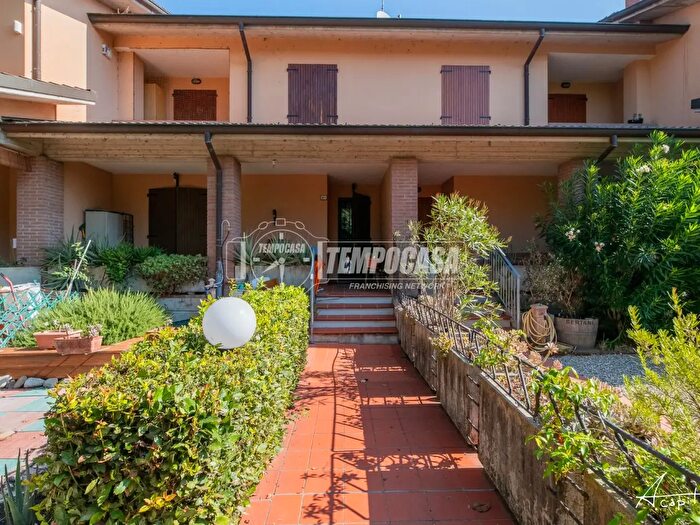 Casa quadrilocale in vendita in Via Grandi, Albinea