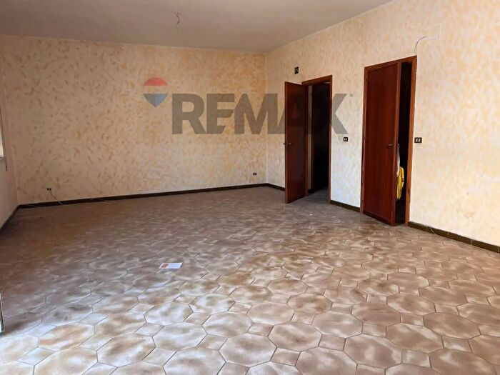 Appartamento con 5 locali in vendita in Via Papa Giovanni XXIII, Bagheria