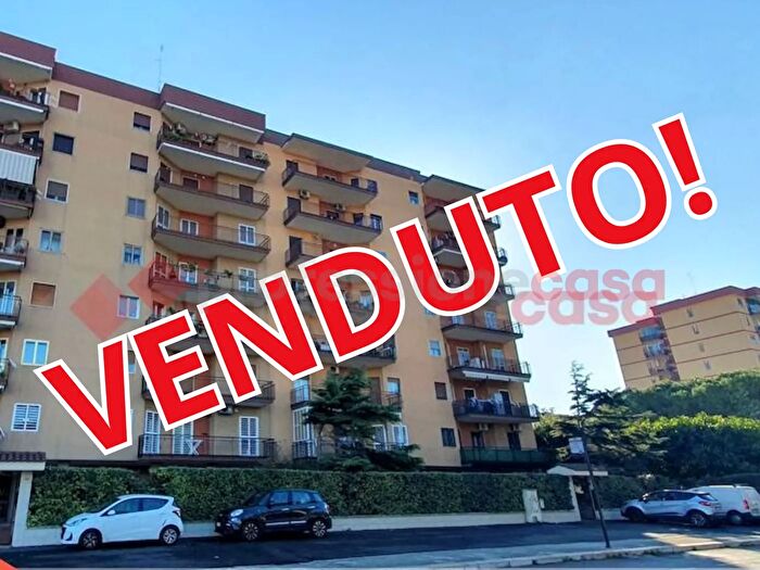 Appartamento con 5 locali in vendita in Via Pantaleo Carabellese, Bari