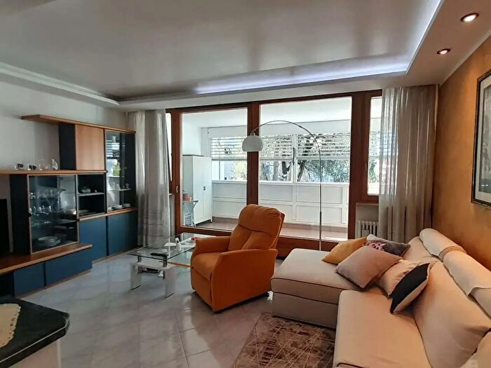 Appartamento con 5 locali in vendita in Piazza Don Bosco, Bolzano