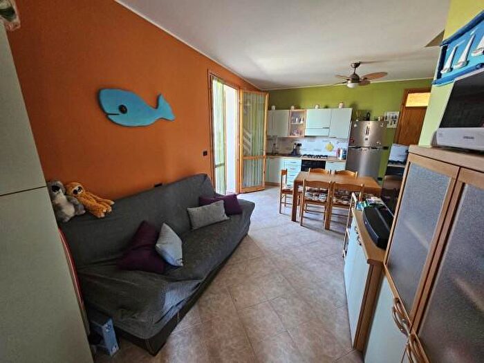 Appartamento trilocale in vendita in Viale Alessandro Manzoni, Comacchio