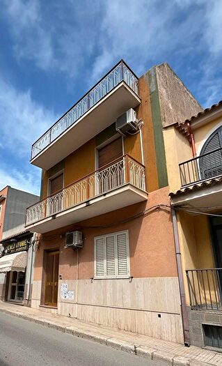 Casa con 6 locali in vendita in Corso Nunzio Costa, Pachino