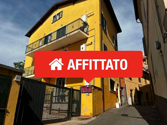 Appartamento bilocale in affitto in Via Camillo Meda, Centro Storico, Velletri