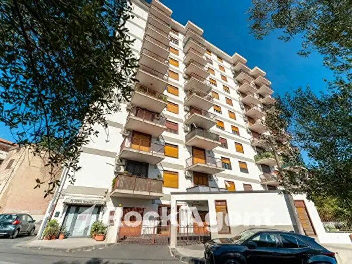 Appartamento trilocale in vendita in Via del Canalicchio, Tremestieri Etneo