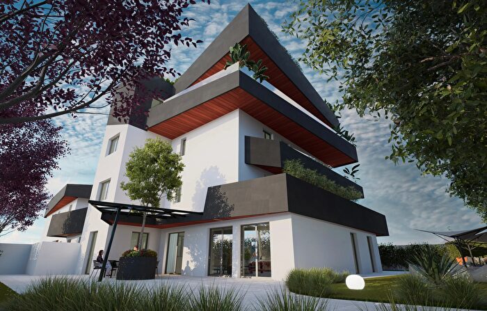 Appartamento quadrilocale in vendita in Via Vincenzo Balsamo, Lecce