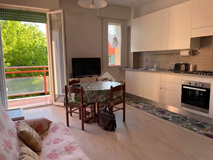 Appartamento quadrilocale in affitto in Via Adelaide Ristori, Bologna