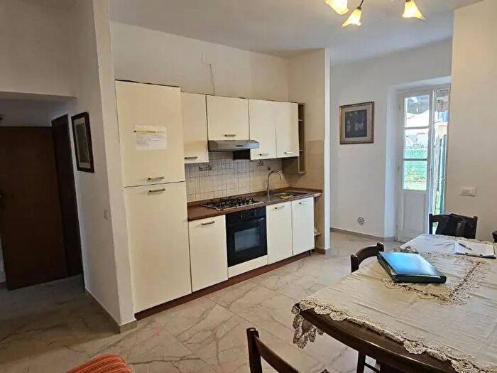 Appartamento quadrilocale in affitto in Pisa