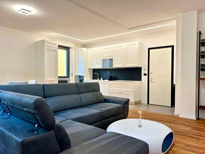 Appartamento quadrilocale in vendita in Via Pisani SNC, Esine