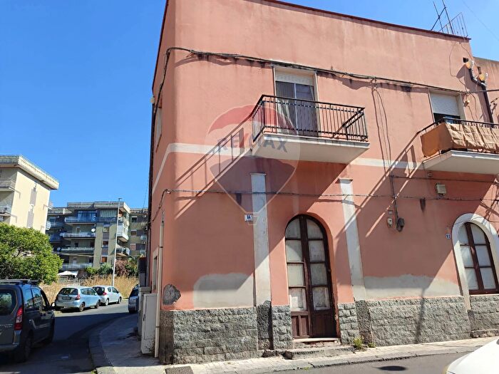 Appartamento bilocale in vendita in Via Giovanna Condorelli, Catania