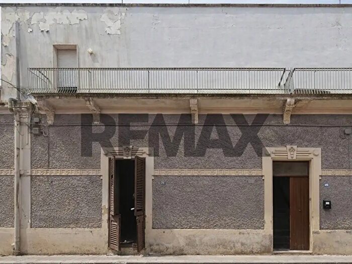 Casa con 5 locali in vendita in Via Genova, San Pietro Vernotico