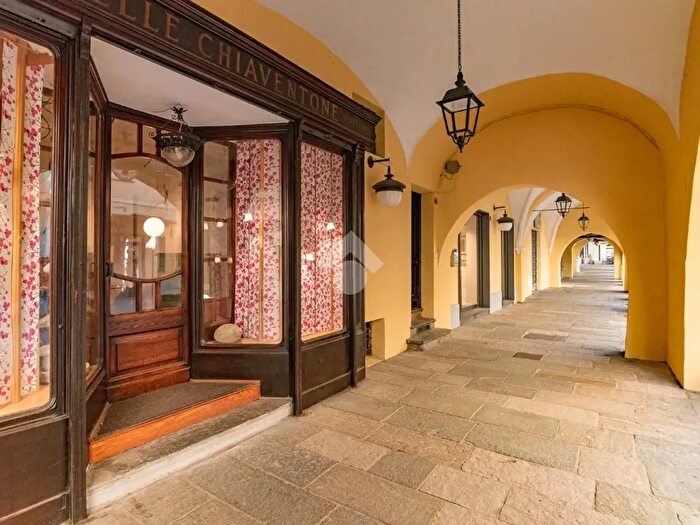 Appartamento quadrilocale in vendita in Via Vittorio Emanuele, Cirie'