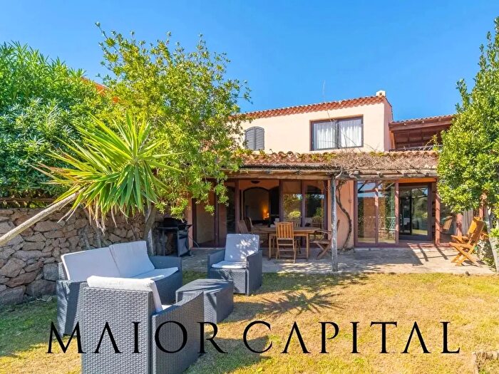 Appartamento trilocale in vendita in Arzachena