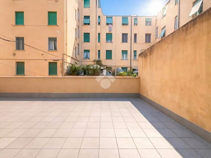 Appartamento trilocale in vendita in Viale Italia, La Spezia