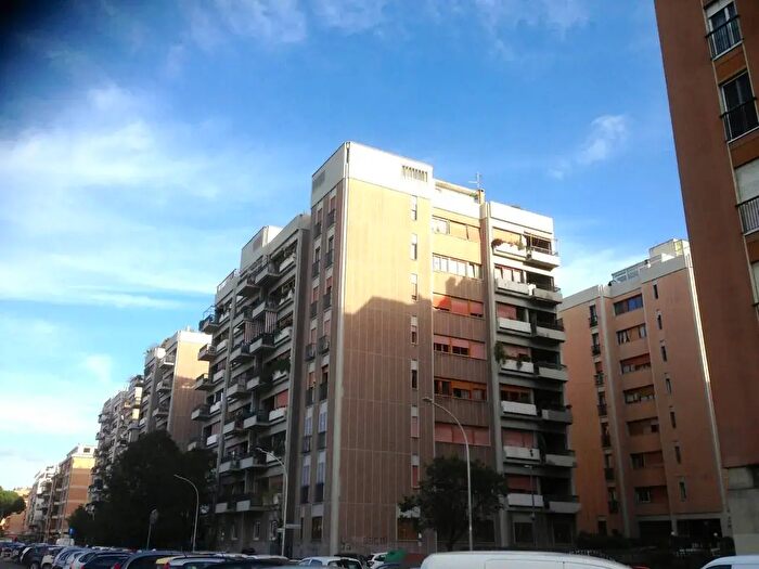 Appartamento trilocale in vendita in Via Vincenzo Cardarelli, Roma