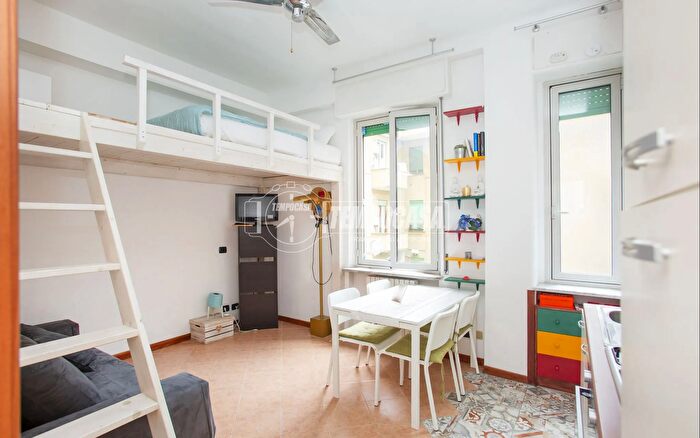 Appartamento bilocale in vendita in Via Morazzone, Milano