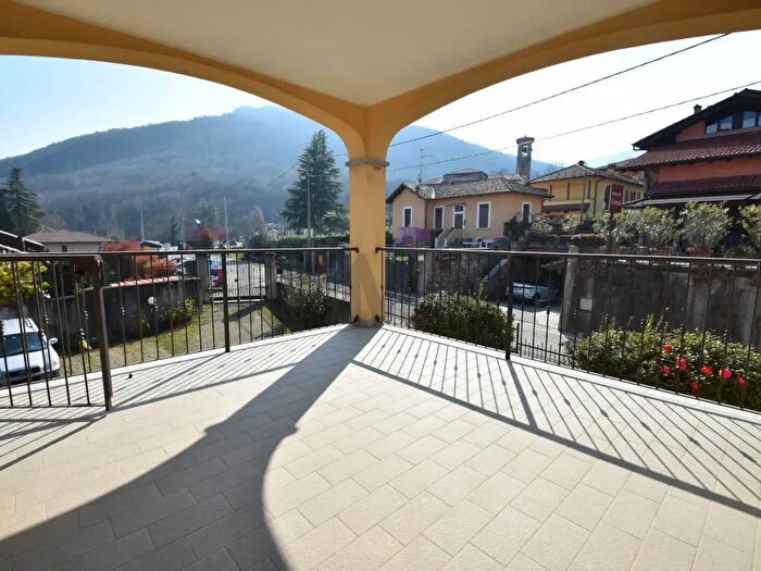 Appartamento bilocale in vendita in Via Marconi, Brovello Carpugnino