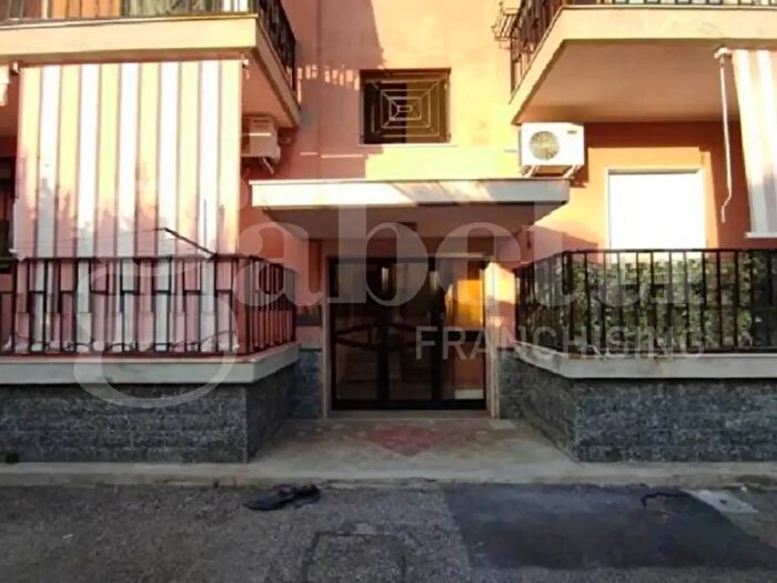 Appartamento trilocale in vendita in Via Noto, Siracusa
