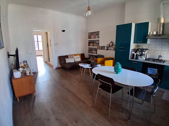 Appartamento bilocale in affitto in Alzaia Naviglio Grande, Navigli Darsena, Milano