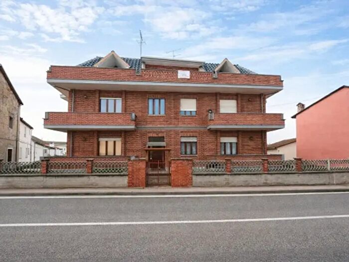 Appartamento quadrilocale in vendita in Via Torino, Sommariva Del Bosco