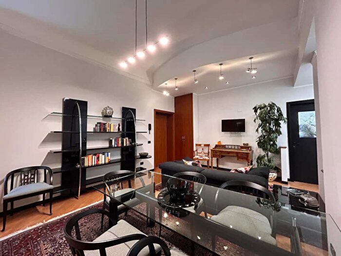 Appartamento monolocale in affitto in Via Spartaco, Milano