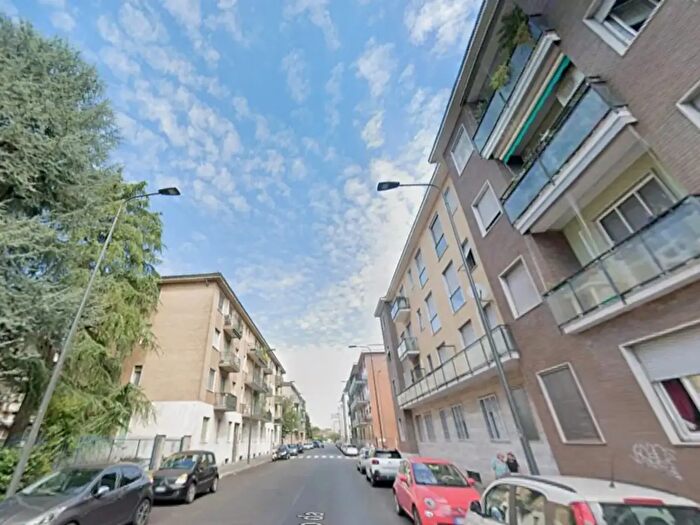 Appartamento trilocale in affitto in Via Alberico da Rosciate, Milano