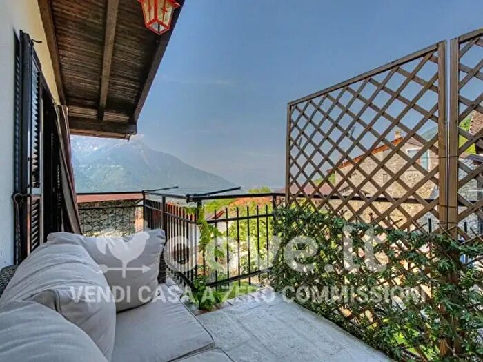 Casa trilocale in vendita in Via De Simoni b, Cercino