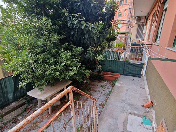 Appartamento bilocale in affitto in Via Giovanni XXIII, San Fruttuoso, Genova