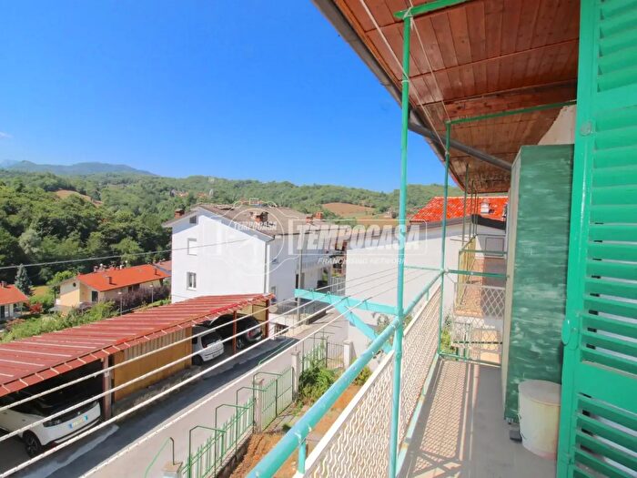 Appartamento in vendita in Via Malborgo, Monastero Di Vasco