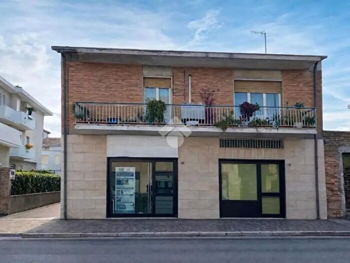 Casa quadrilocale in vendita in Via Galileo Galilei, Giulianova