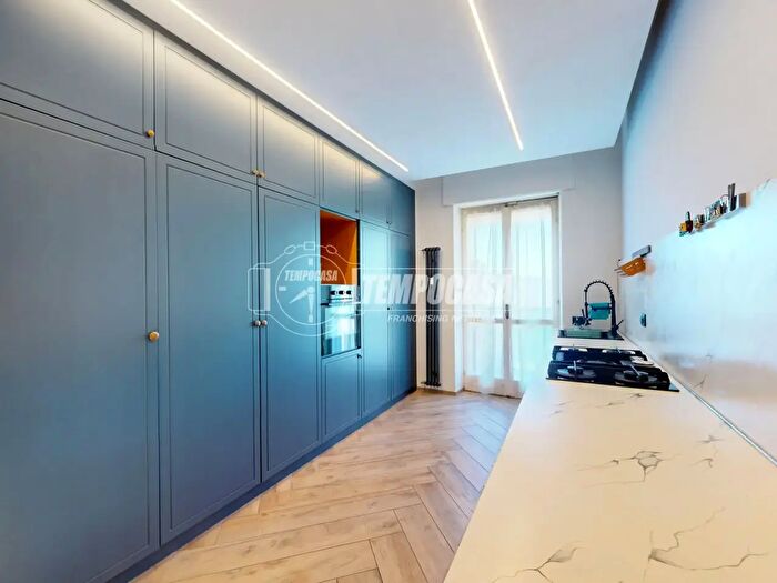 Appartamento quadrilocale in affitto in Alba