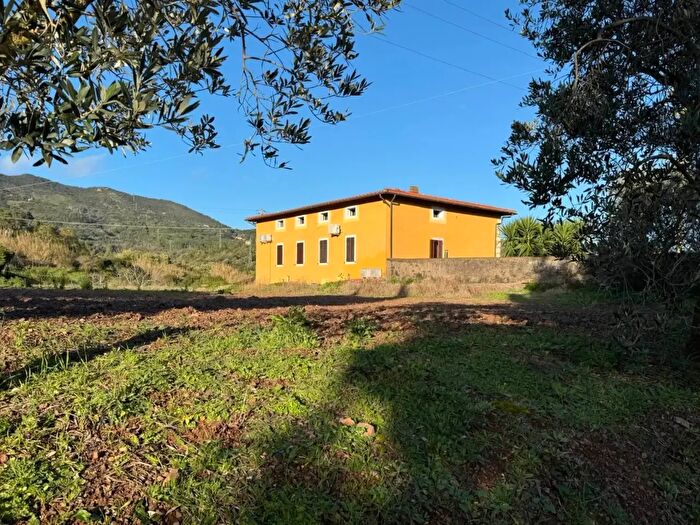 Appartamento con 5 locali in vendita in Rio